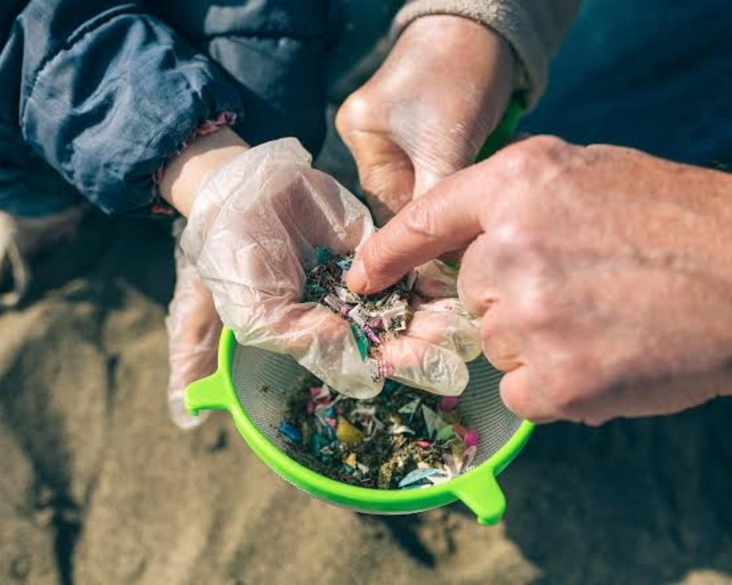 📌Specific definition of microplastics 