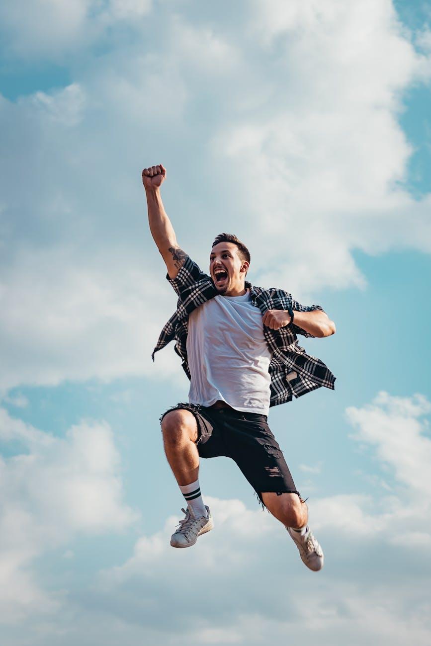 9 things high-achievers always do before 8 am