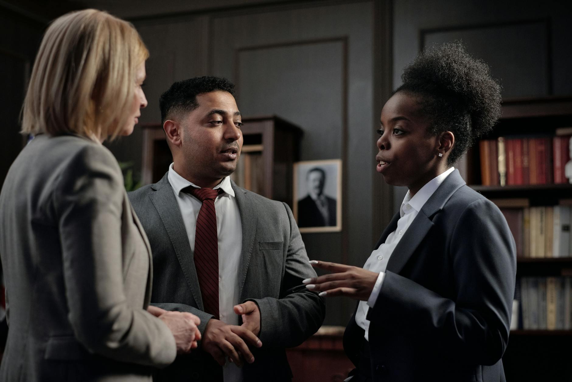 7 Tips to Face Office Politics Positively 