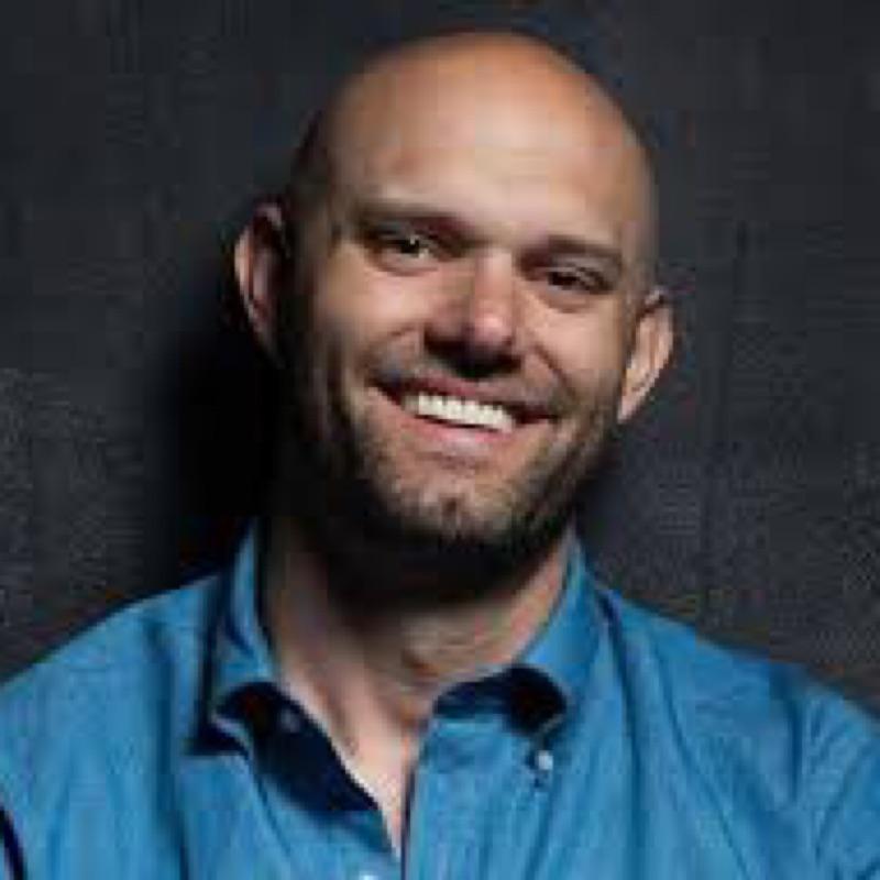 JAMES CLEAR