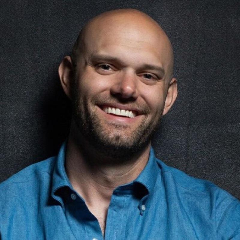 JAMES CLEAR