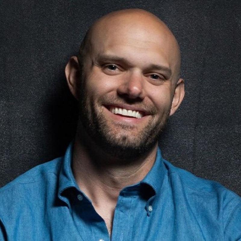 JAMES CLEAR