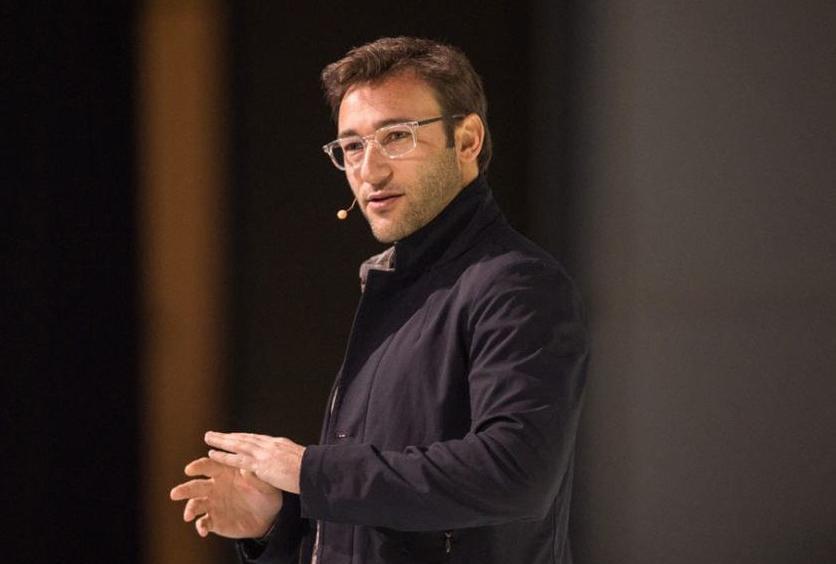 SIMON SINEK