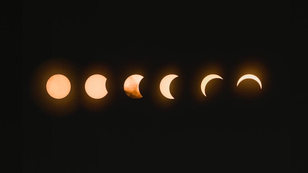 "The Genius Wave" and Moon Reading: Tools for Holistic Prosperity