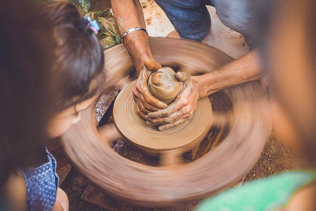 Narrow Expertise vs. Broad Mastery