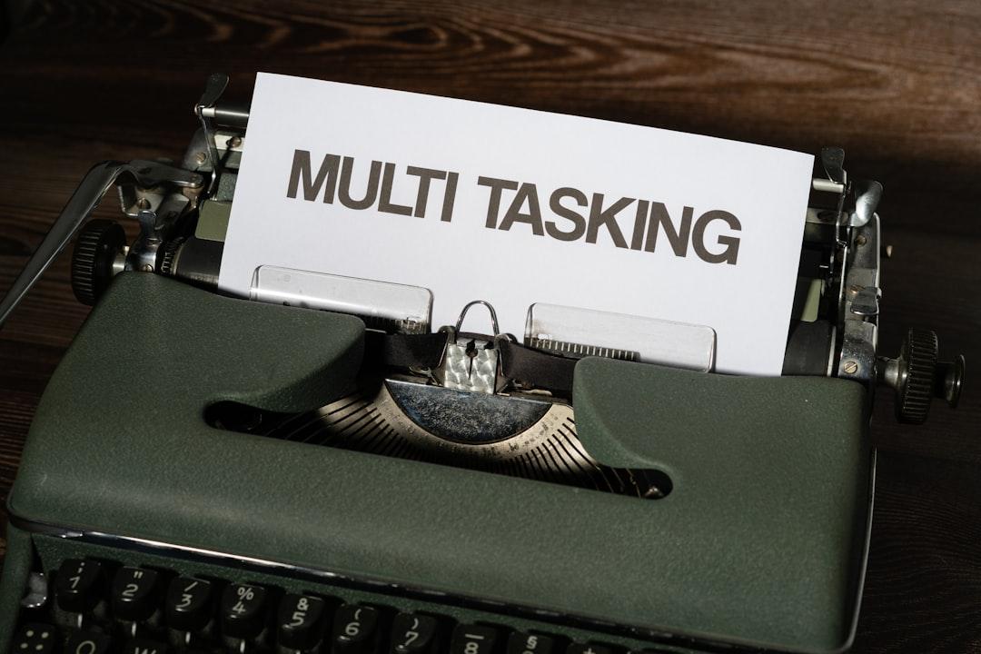 Multitasking Lowers IQ Temporarily More Than Sleep Deprivation